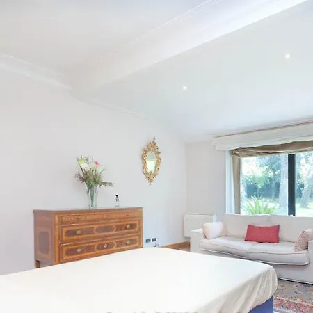 Candia House Vakantiehuis Rome