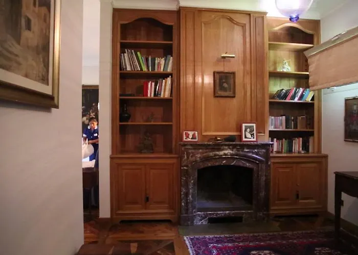 Candia House *